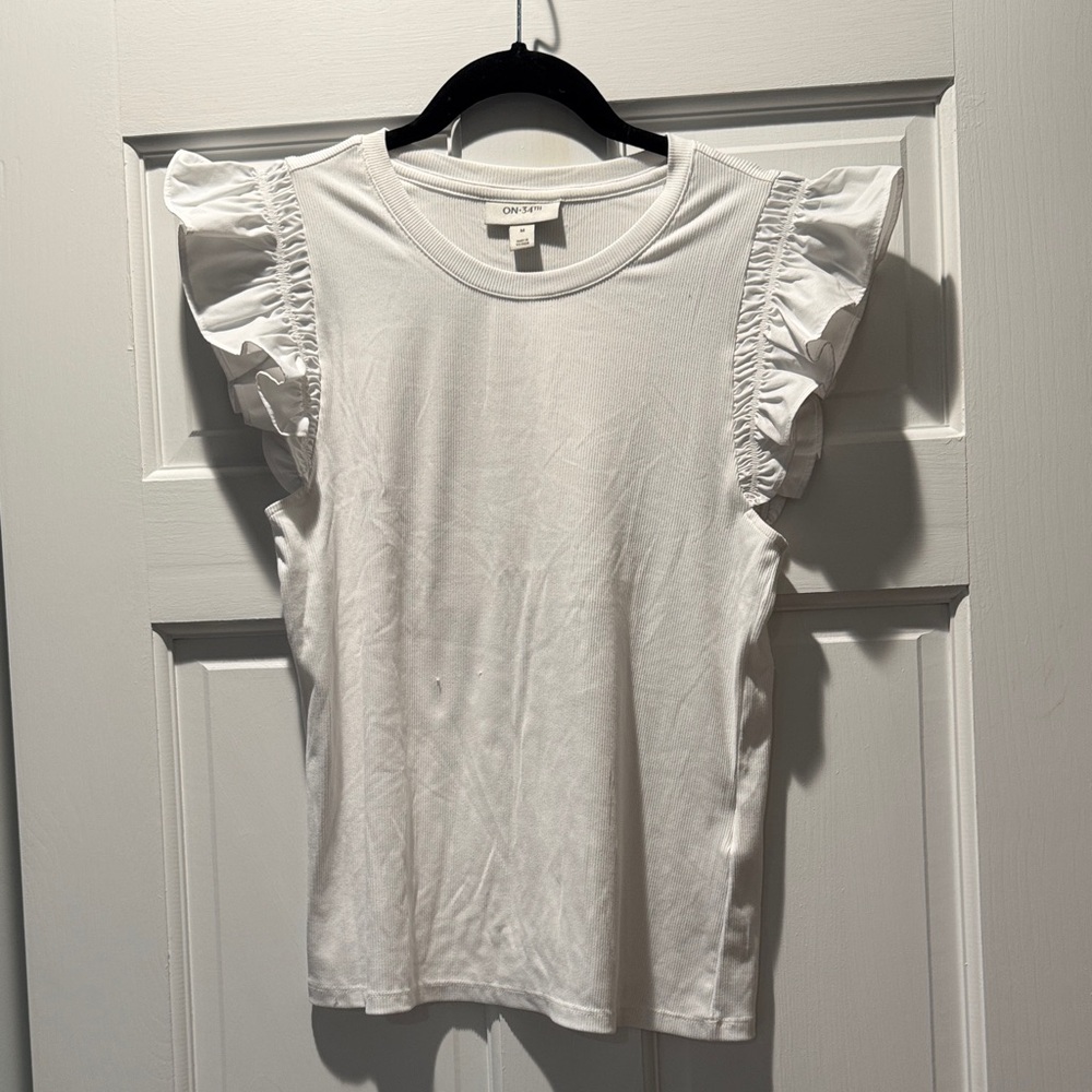 Chic White Ruffle Sleeve Tee